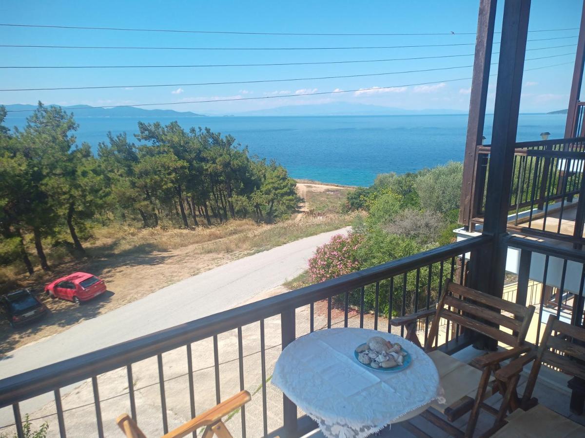 Μεζονετα Leilighet Néa Róda Eksteriør bilde