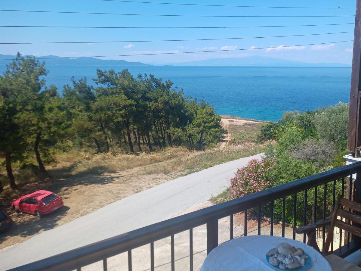 Μεζονετα Leilighet Néa Róda Eksteriør bilde